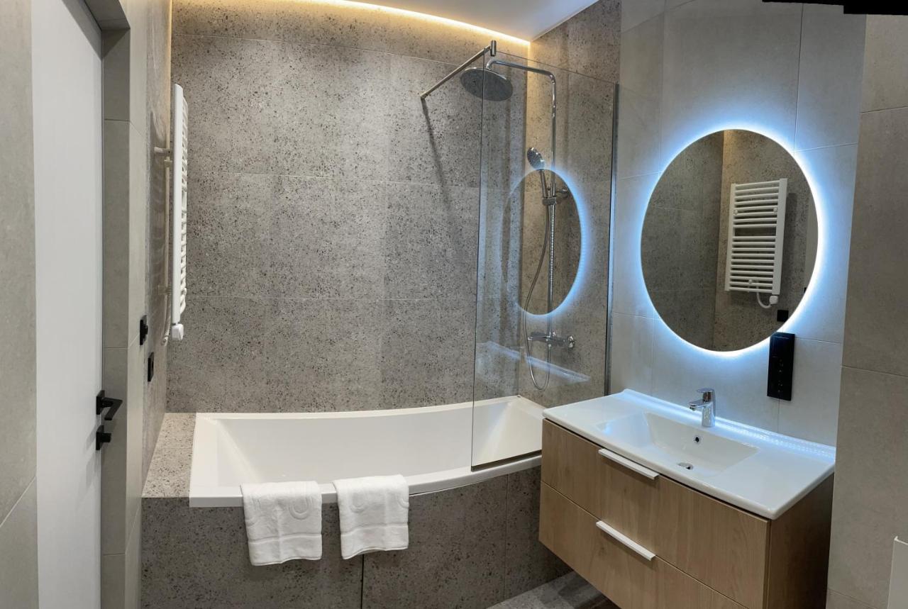 Cities Gallery Apartments Lviv Ngoại thất bức ảnh