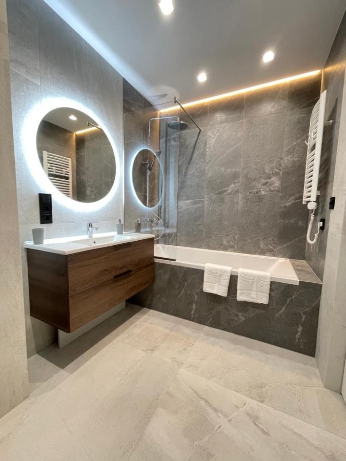 Cities Gallery Apartments Lviv Ngoại thất bức ảnh